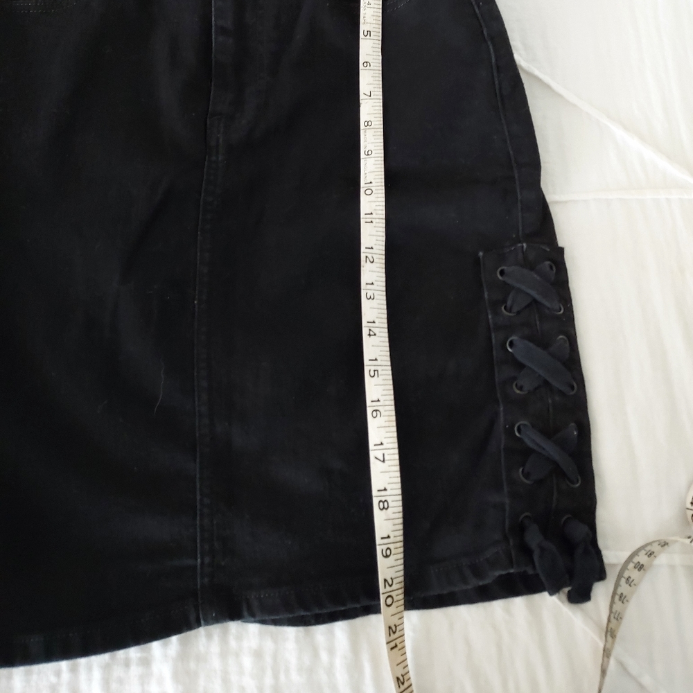 GAP Black Denim Skirt - Picture 4 of 9